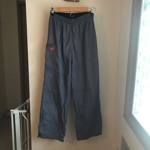 Dickies scrub pants gray